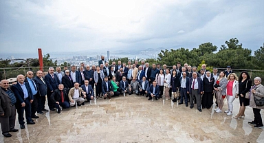 Batur: Muhtarlarımız her türlü övgüye layık