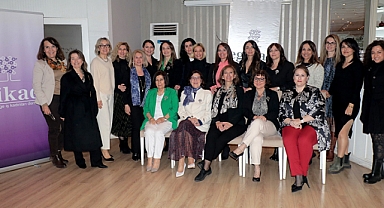 “Kadınlar her alanda etkin olmak için mücadele etmeli”