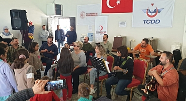 Urlalılar Depremzede Çocuklarla Buluştu