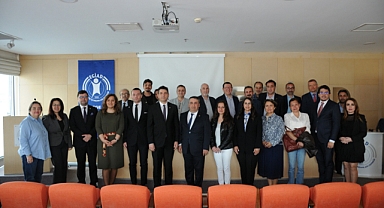 EGİAD İzmirli Gazetecilerle Buluştu