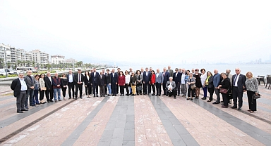 Karşıyaka’da Balkan Türkleri dernekleri temsilcileri buluşması