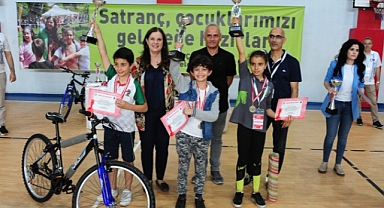 Balçova Ulusal Satranç Turnuvası’nda Şampiyonlar Belli Oldu