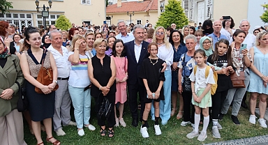 Bornova Belediyesi’nin kursiyerlerinden muhteşem sergi