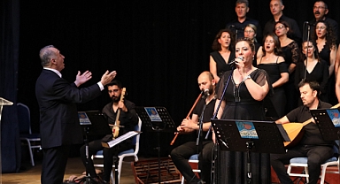 Narlıdere Dostlar Korosu unutulmaz bir gece yaşattı
