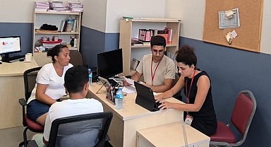 Bayraklı Belediyesinden YKS’de tercih desteği