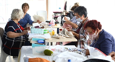 Bayraklı’da hobi ve meslek edindirme kurs kayıtları başladı