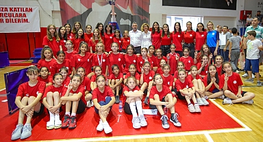 Bayraklı’nın spor kurslarına büyük ilgi