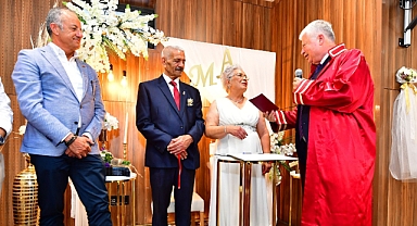 Huzurevinde evlilik