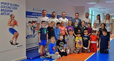 İzmir’in yeni spor uygulaması Sporİzmir kullanıma sunuldu