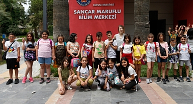 Konak'ta Yaz tatilinde Sancar Maruflu Bilim Merkezi’ne