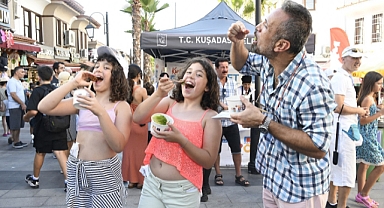 Kuşadası Sokak Festivali'ne ilgi büyük