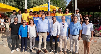 Seferihisar’da plajlara “mavi bayraklar