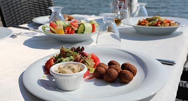 Bayraklı’da vegan ve glütensiz ürünlere ilgi