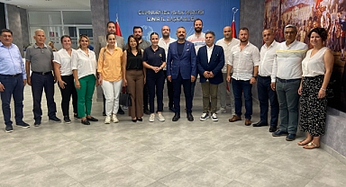 CHP İzmir ilçe kongreleri sürüyor