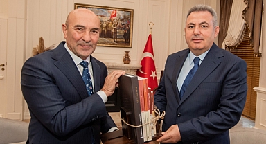 İzmir Büyükşehir Belediye Başkanı Tunç Soyer İzmir’in yeni Valisi Süleyman Elban’ı ziyaret etti