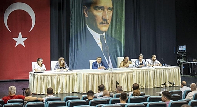 Konak Belediye Meclisi toplandı