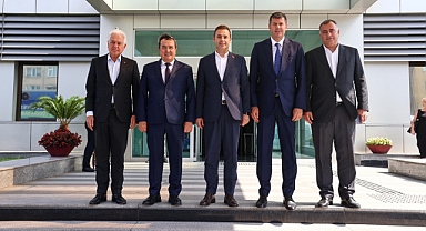 Konak'ta Üç belediye ‘Afet Kardeşi’ oldu