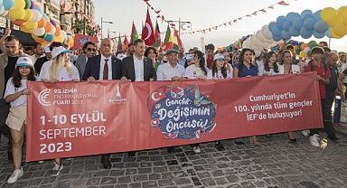 92. İzmir Enternasyonal Fuarı dünya gençlerinin enerjisiyle başladı