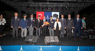 Başkan Soyer şehit yakınları ve gazilerle buluştu