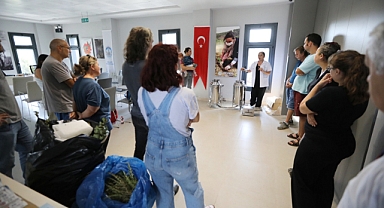 Efes Tarlası Yaşam Köyü’nde Eğitimler sürüyor