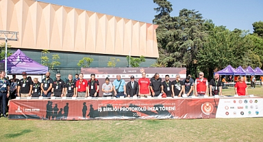 İzmir’de arama kurtarma ekipleri birleşti