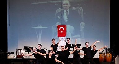Karşıyaka’yı kurtuluş coşkusu sardı