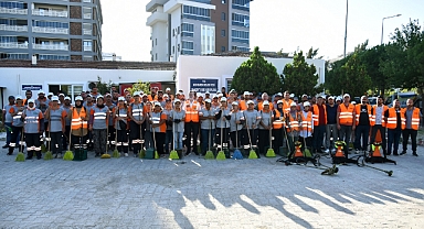 Menemen'de 21 Eylül Dünya Temizlik Günü Çalışması