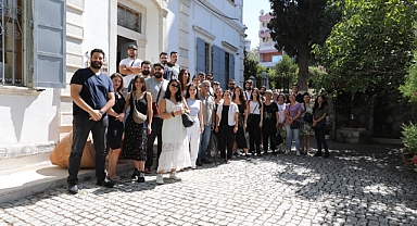 Narlıdere İzmir'e gelen üniversite öğrencilerini ağırladı