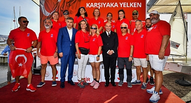 100. Yıl Optimist Yarışlarının şampiyonlarına ödüllerini Başkan Soyer verdi