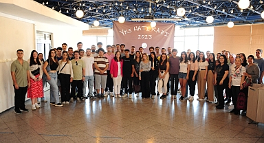 Balçova'da Üniversiteli Gençlere İlaç gibi destek