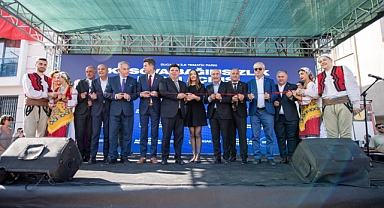 Başkan Soyer Kosova Bağımsızlık Parkı açılışında konuştu “Buca Metrosu’nu tarihinden önce bitireceğiz”