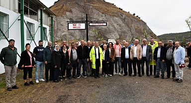 Bornova’da 100. yıla 100 fidan