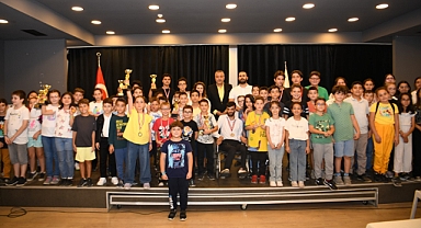 Bornova'da Cumhuriyet’in 100. Yılında satranç heyecanı