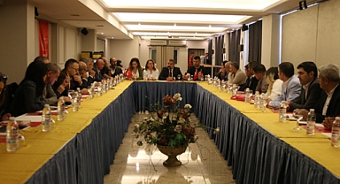 CHP İzmir İl Başkanlığının, yerel seçimler öncesi düzenlediği ve üç gün sürecek olan çalışma ve koordinasyon kampı başladı