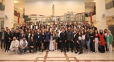 Dokuz Eylül Üniversitesi'nden 100. Yıl Buluşması