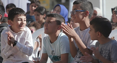 İzmir’i bayram coşkusu sardı