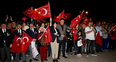 Karşıyaka, Cumhuriyet’in 100. yaşını coşkuyla kutluyor