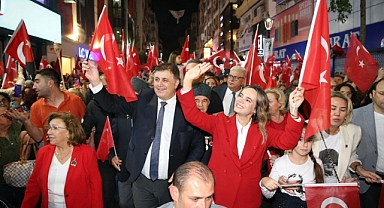 Karşıyaka’da tarihi 100. yıl şöleni