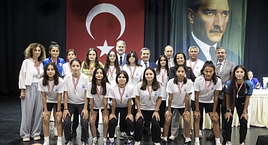 Konak Belediye Meclisi Konak’ın sultanlarını ağırladı