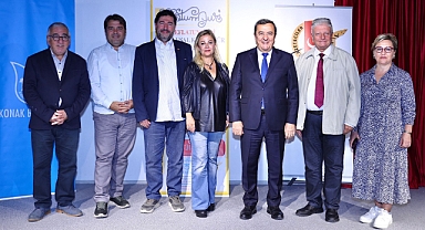 Konak Belediyesi ve İzmir Gazeteciler Cemiyeti'nin 'Sonsuza Kadar Cumhuriyet' temasıyla düzenlendiği Eflatun Nuri Ulusal Karikatür Yarışması tanıtıldı