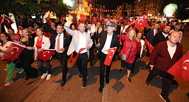 Narlıdere Cumhuriyet’in ilanının 100. yıl dönümünü coşkuyla kutladı