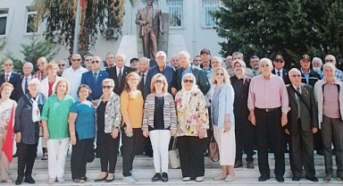 Türkiye Emekli Astsubaylar Derneği İzmir Şubesi TEMAD üyeleri, ’Dünya Astsubaylar Günü’nü düzenledikleri etkinliklerle kutladı