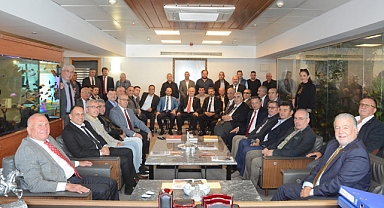 İzmir Esnaf ve Sanatkarlar Odaları Birliği (İESOB) Başkanı Yalçın Ata'dan esnafa müjdeli haberler