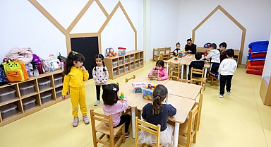 Bayraklı’nın Pati İzi Anaokulu açıldı! Başkan Sandal, “Eğitimde örnek ilçeyiz”