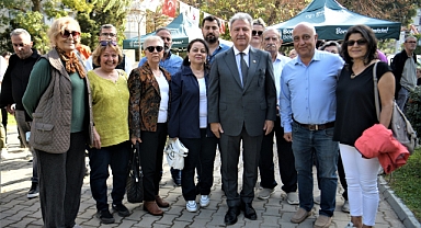 Bornova'da Enkazdan çıkarıldıkları gün isimleri parka verildi