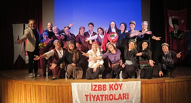 Foça'da ‘‘Anadolu Kadınları’’ oyunu sahnelendi