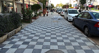 Bayraklı “Yolları ve kaldırımlarıyla daha modern”