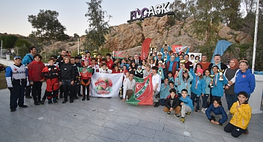Foça'da İzmir İl Birinciliği Yelken Yarışları gerçekleştirildi