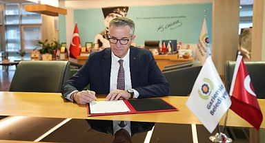 Gaziemir'de Başkan Halil Arda, Yerel Yönetimler Politika Belgesi’ni imzaladı