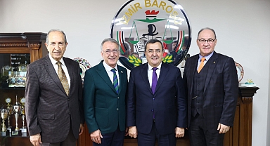 İzmir Büyükşehir Belediye Başkan Aday Adayı Abdül Batur'dan Baro Ziyareti